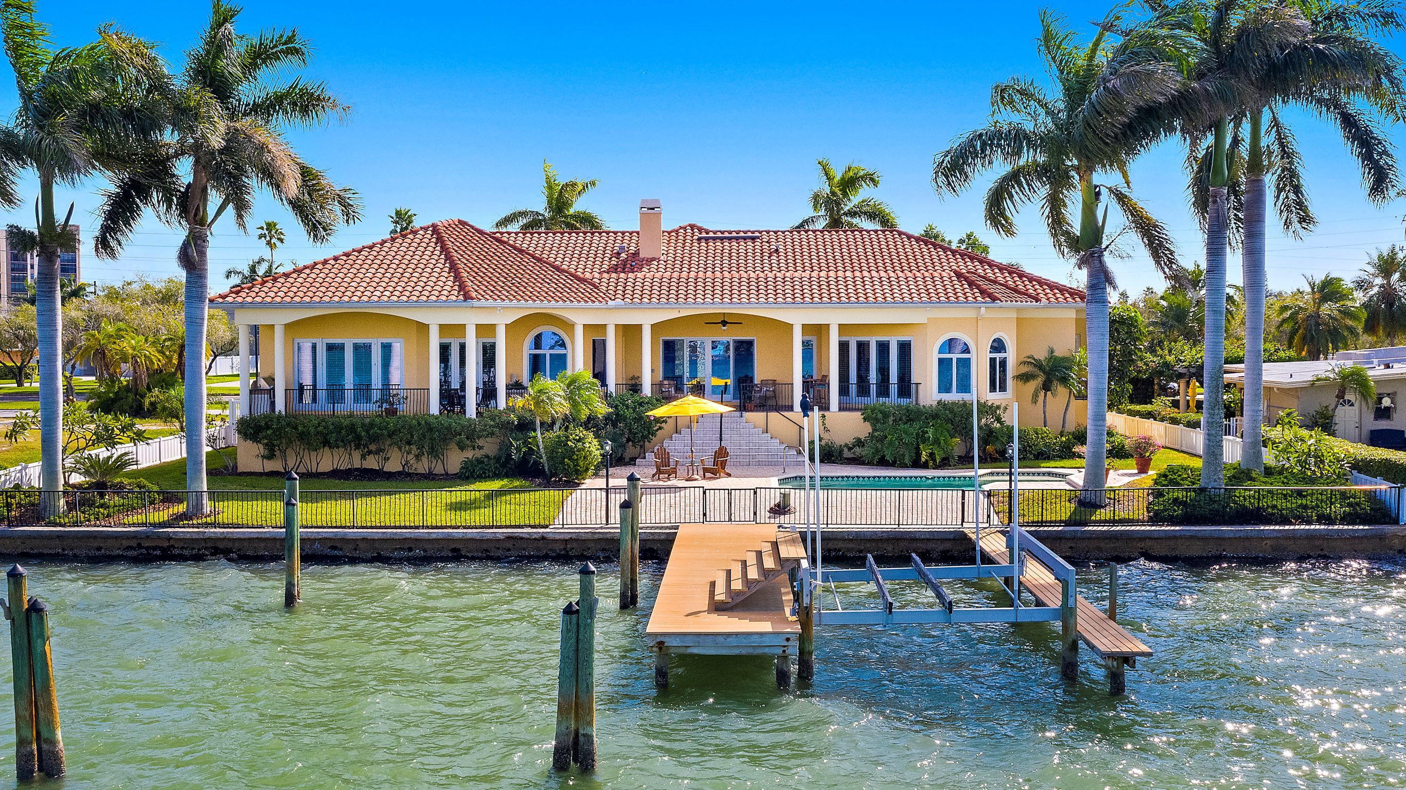 Best Places to Buy a Beach House in Tampa